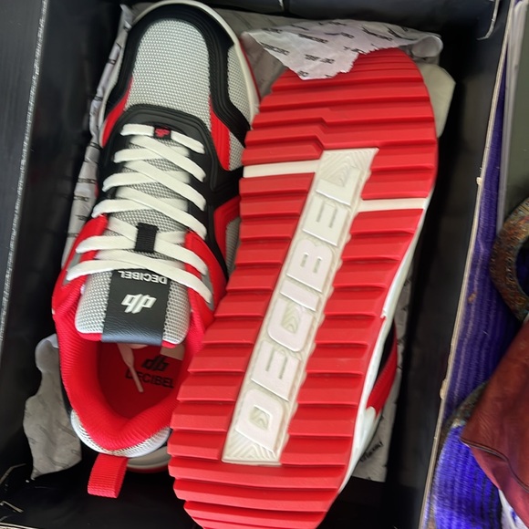 DECIEBL Men's sneaker - Picture 2 of 3